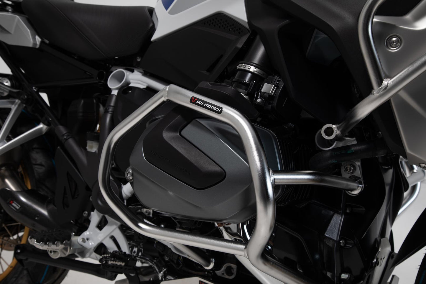 SW-MOTECH Protecciones laterales de motor Acero inoxidable. BMW R1250GS R1250 R/RS (18-).
