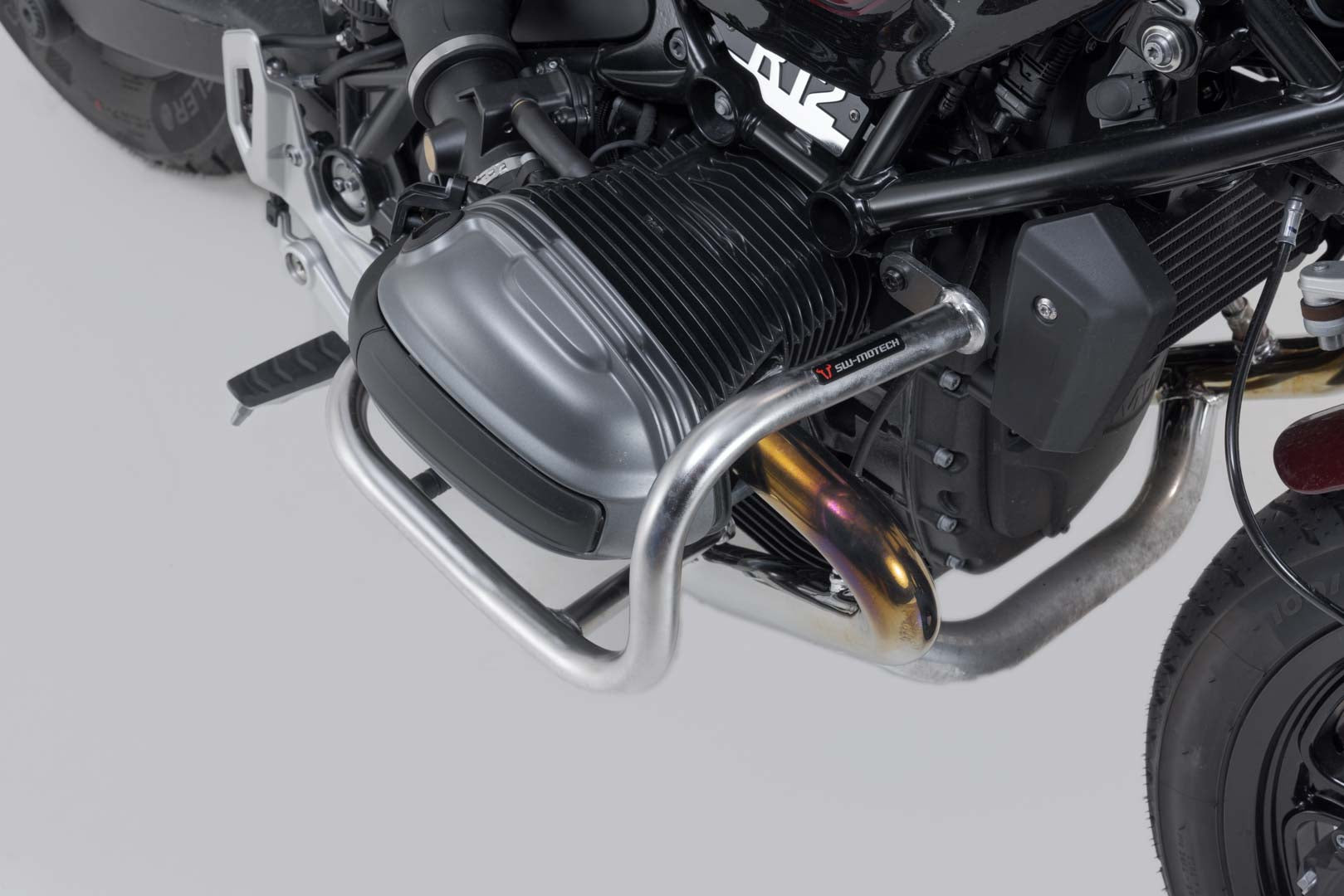 SW-MOTECH Protecciones laterales de motor Acero inoxidable. BMW R12 / G/S R12 nineT.