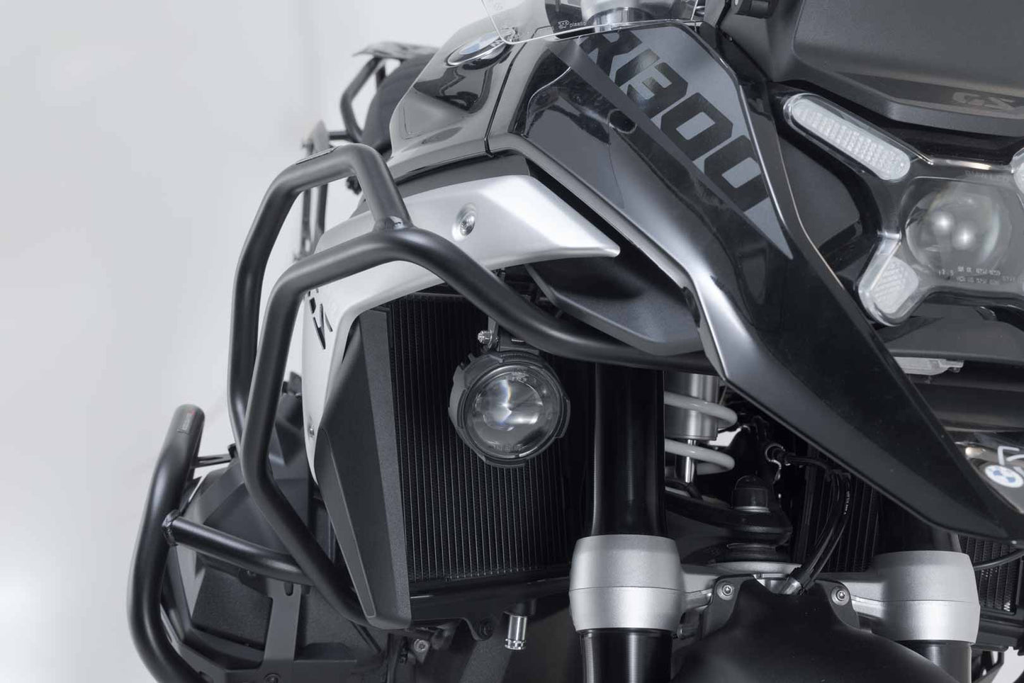 SW-MOTECH Protecciones superiores de motor Negro. BMW R 1300 GS (23-).