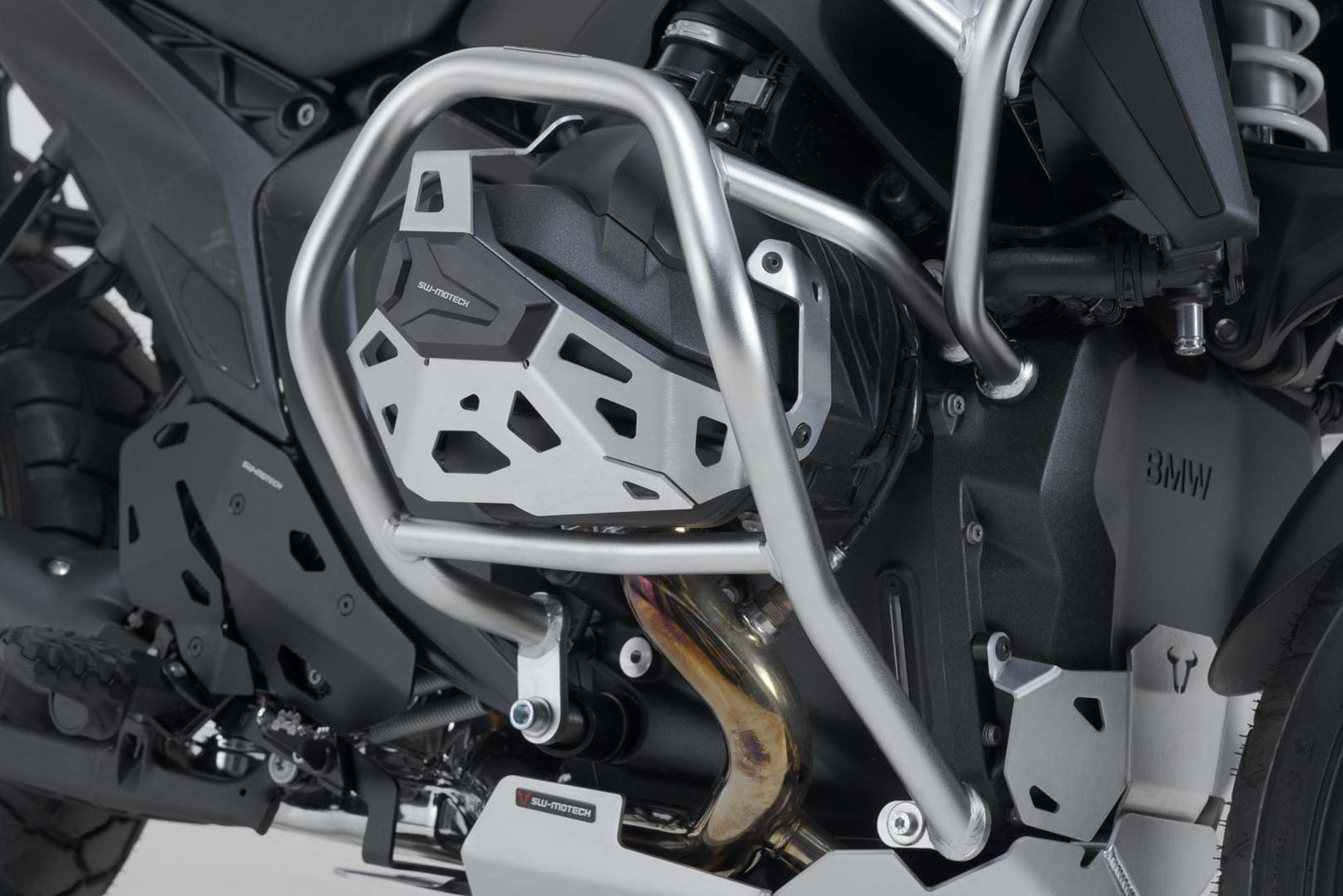 SW-MOTECH Protecciones laterales de motor Acero inoxi. BMW R 1300 GS (23-) R 1300 R (25-).
