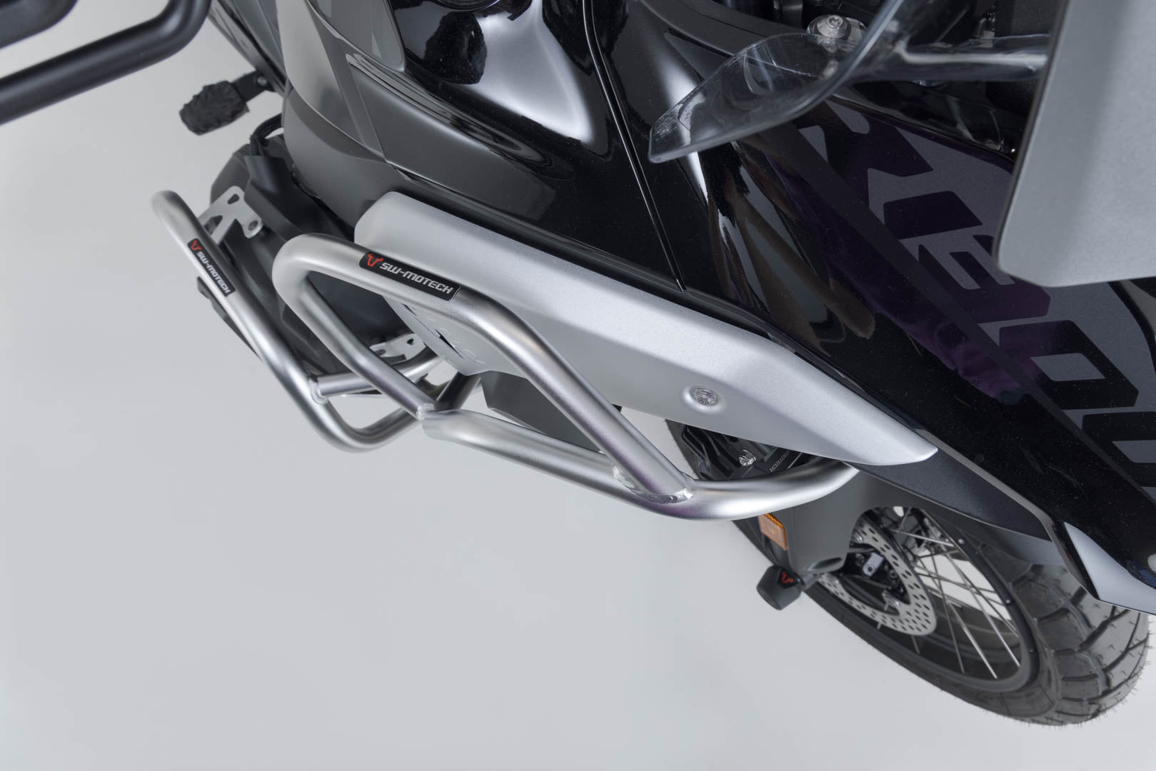 SW-MOTECH Protecciones superiores de motor Acero inoxidable. BMW R 1300 GS (23-).