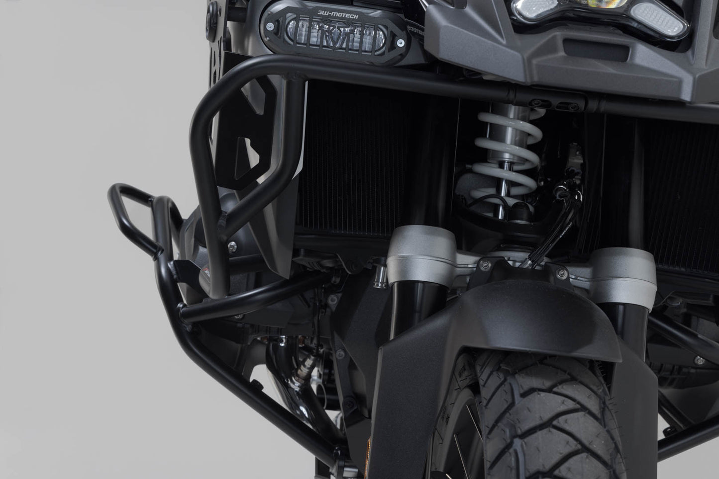 SW-MOTECH Protecciones superiores de motor Negro. BMW R 1300 GS Adv (24-). Para OEM SBL.