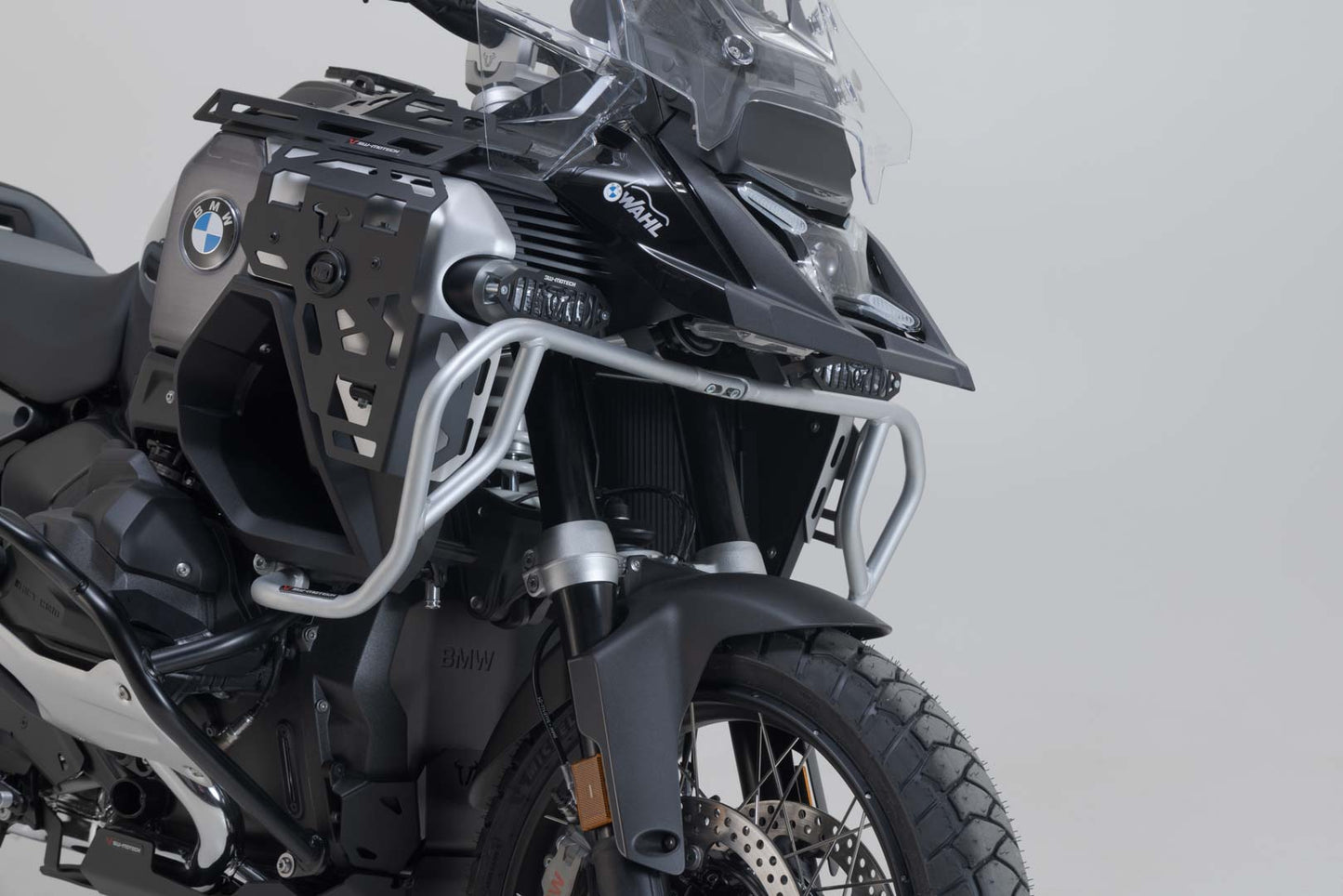 SW-MOTECH Protecciones superiores de motor Acero inoxidable. R 1300 GS Adv (24-). OEM SBL.