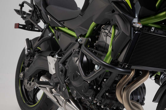 SW-MOTECH Protecciones laterales de motor Negro. Kawasaki Z650 / Z650RS / Z650 S.