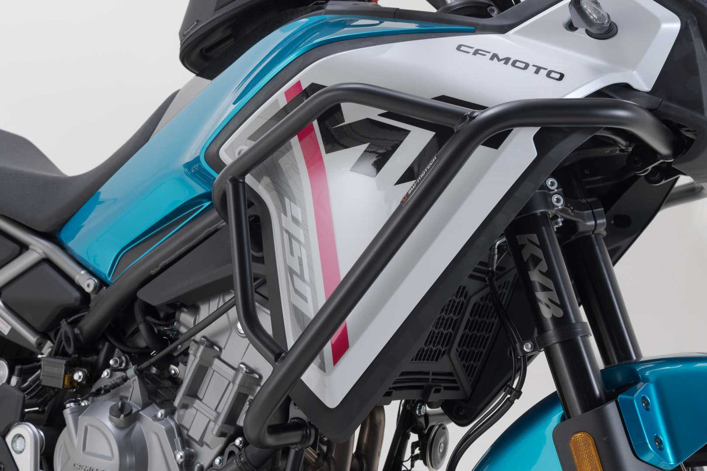 SW-MOTECH Protecciones laterales de motor Negro. CFMoto 450MT (23-).