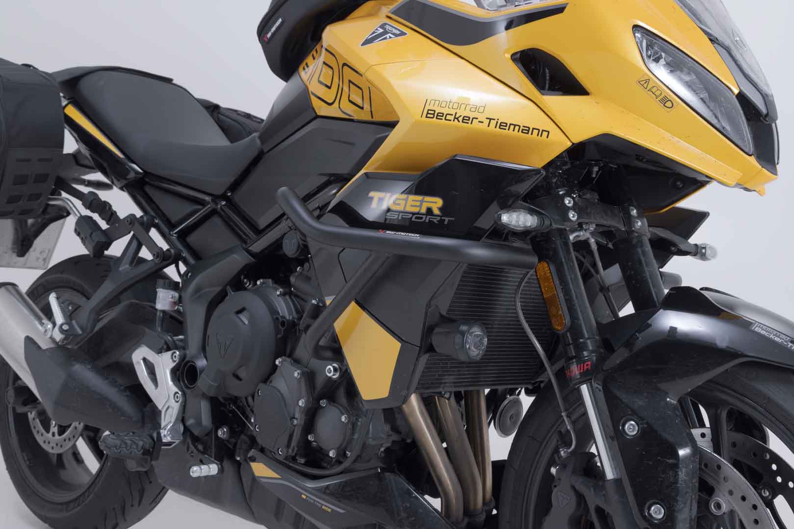 SW-MOTECH Protecciones laterales de motor Negro. Triumph Tiger 800 Sport (24-).