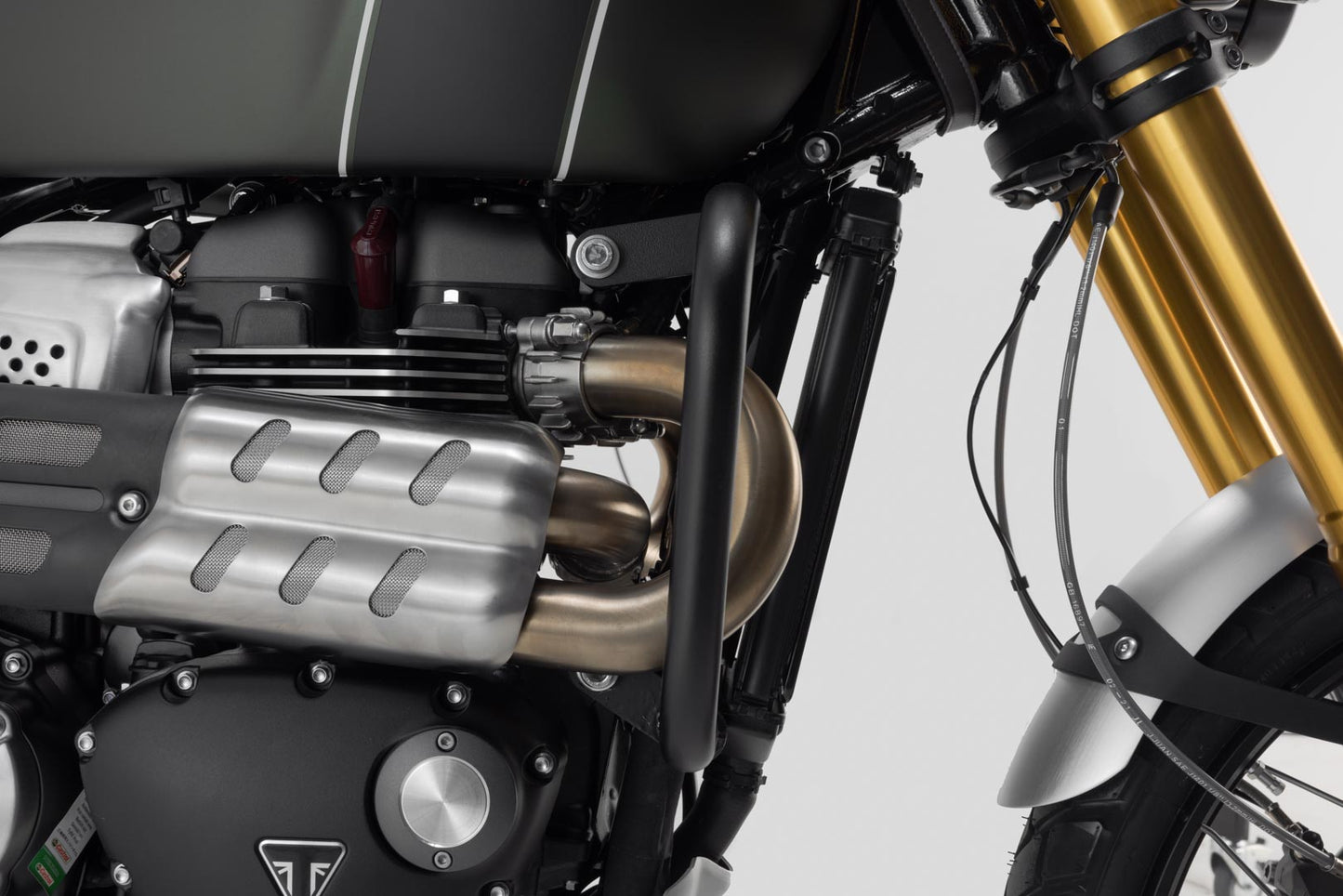 SW-MOTECH Protecciones laterales de motor Negro. Triumph Scrambler 1200 (21-).