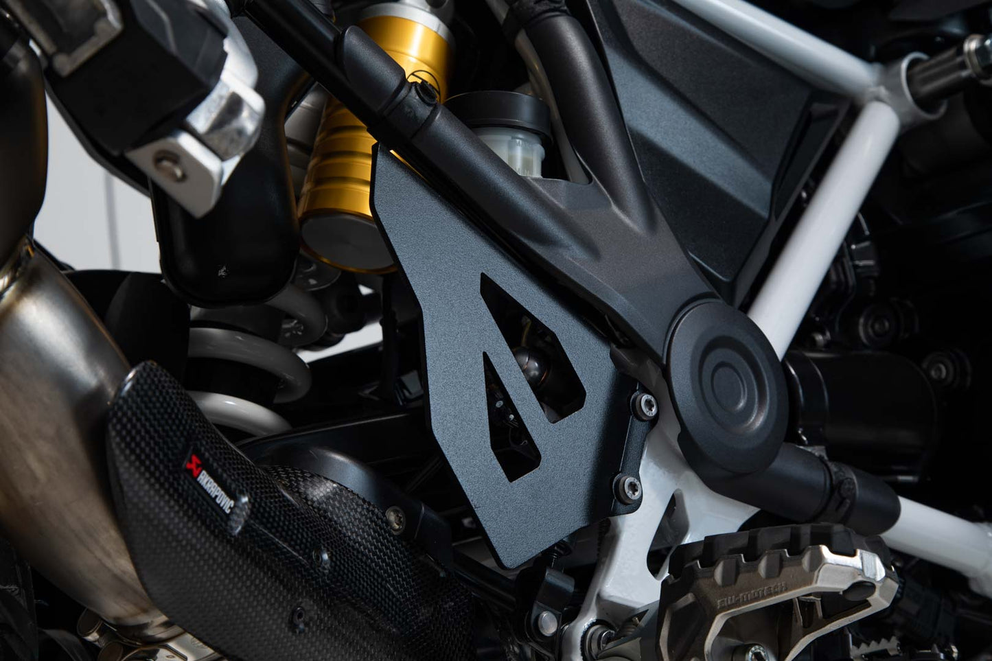 SW-MOTECH Set de protectores de bomba de freno Negro. BMW R 1200 GS R 1250 GS.