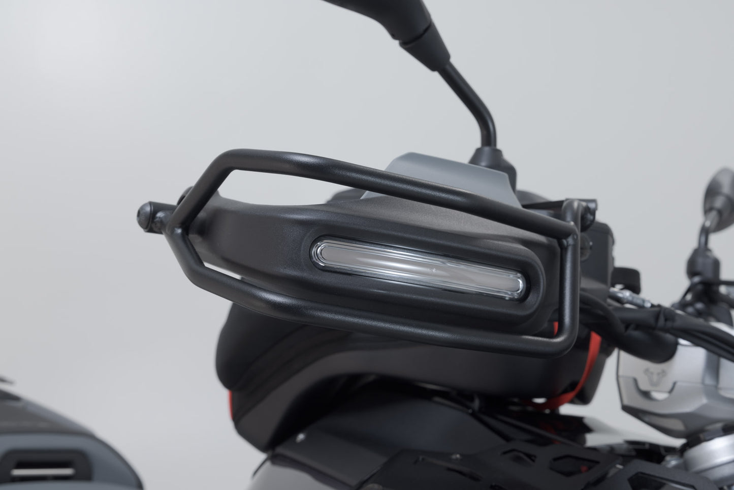 SW-MOTECH Protección de guardamanos Negro. BMW R 1300 GS (23-) / Adventure (24-).