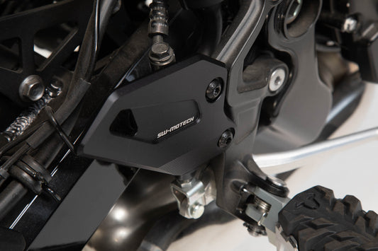 SW-MOTECH Protector de talón Negro. Kawasaki Z900RS/ Cafe / SE (17-).