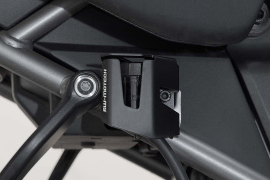 SW-MOTECH Protector de depósito de frenos Negro. Harley-Davidson Pan America (21-).