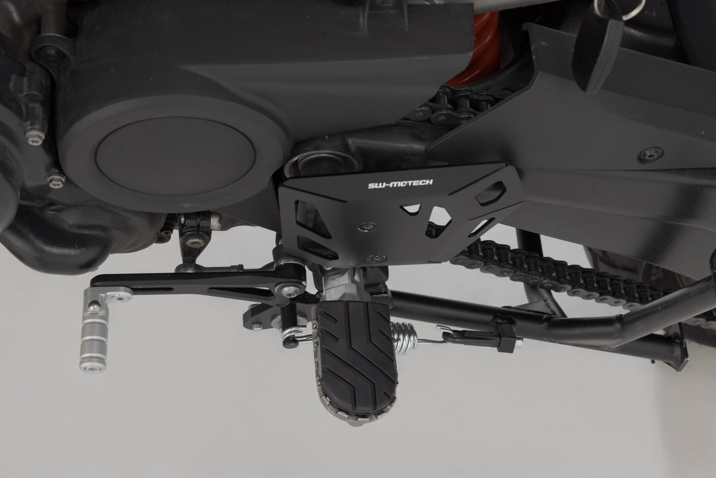 SW-MOTECH Protector de talón izquierdo Negro. Harley-Davidson Pan America (21-).