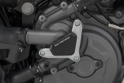 SW-MOTECH Protección de la bomba de agua Plateado/negro. Para modelos Ducati.