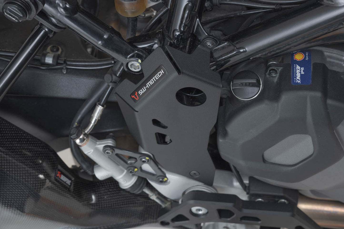 SW-MOTECH Protector de talón Negro. Ducati DesertX (22-) / Rally (23-).