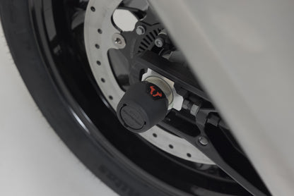 SW-MOTECH Kit de topes anticaidas para el eje trasero Negro. Modelos KTM. Husqva Svartpilen 801 (24-).