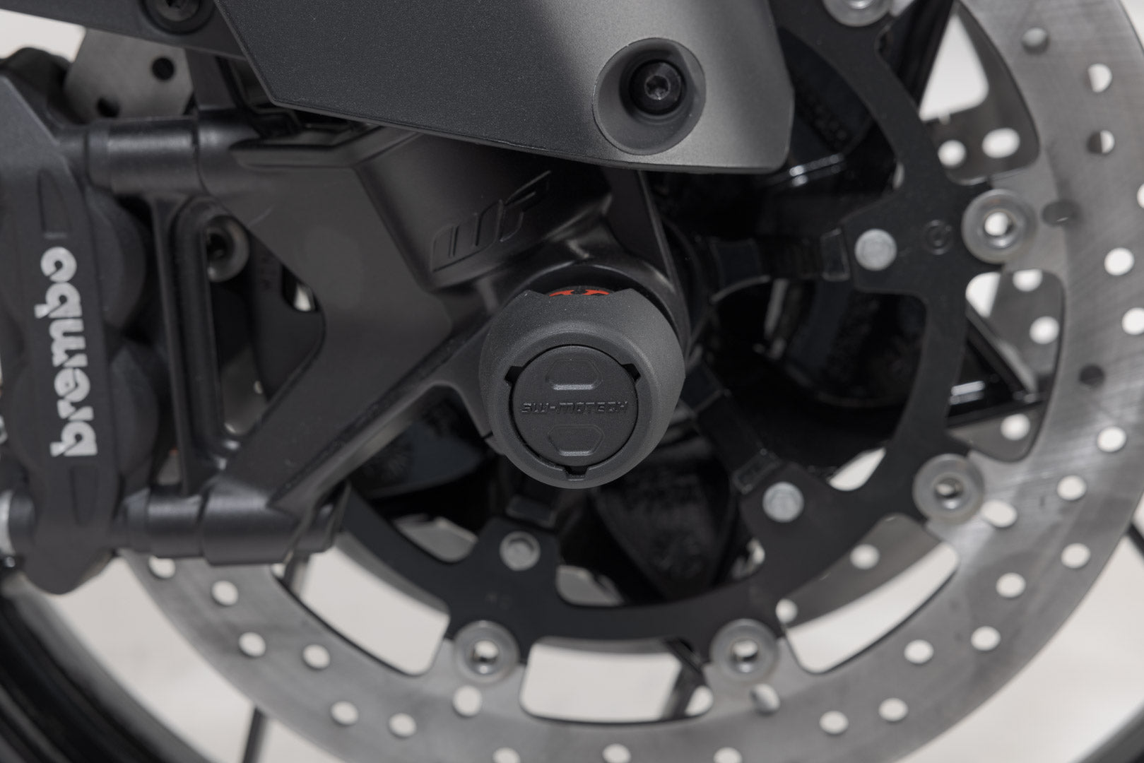 SW-MOTECH Kit de topes anticaidas para el eje delantero Negro. Modelos KTM Husqvarna Norden 901.