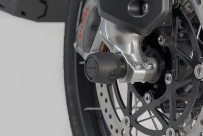 SW-MOTECH Kit de topes anticaidas para el eje trasero Negro. Modelos Suzuki Honda Triumph.