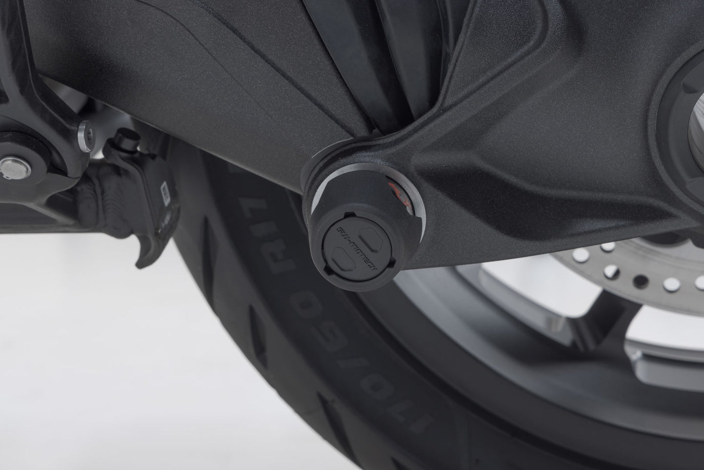 SW-MOTECH Kits de topes anticaídas para el eje trasero Negro. Modelos BMW con monobasculante en la parte.