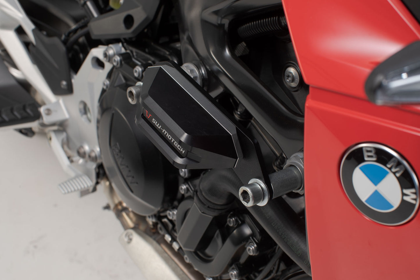SW-MOTECH Kit de topes anticaidas Negro. BMW F 900 R (19-).