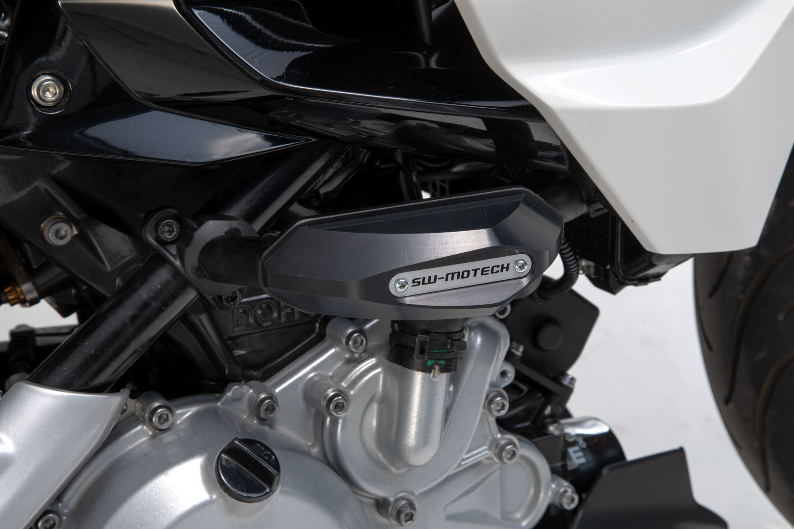 SW-MOTECH Kit de topes anticaidas Negro. BMW G 310 R (16-20).