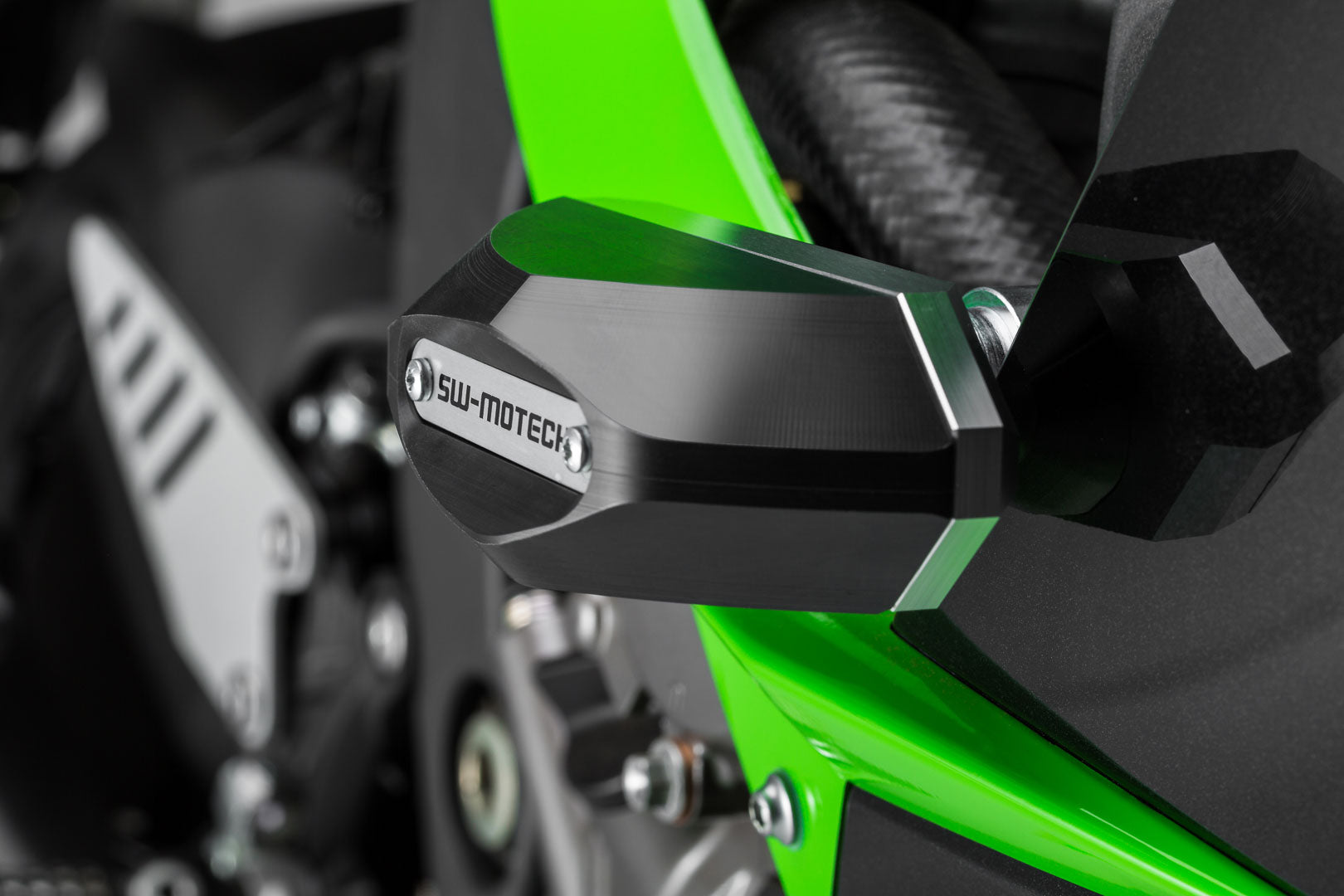 SW-MOTECH Kit de topes anticaidas Negro. Kawasaki Ninja ZX-6R 636 (13-23).