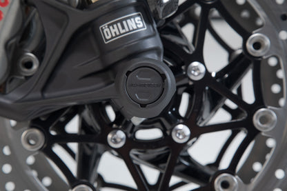 SW-MOTECH Kit de topes anticaidas para el eje delantero Negro. Modelos Triumph Yamaha Royal Enfield.