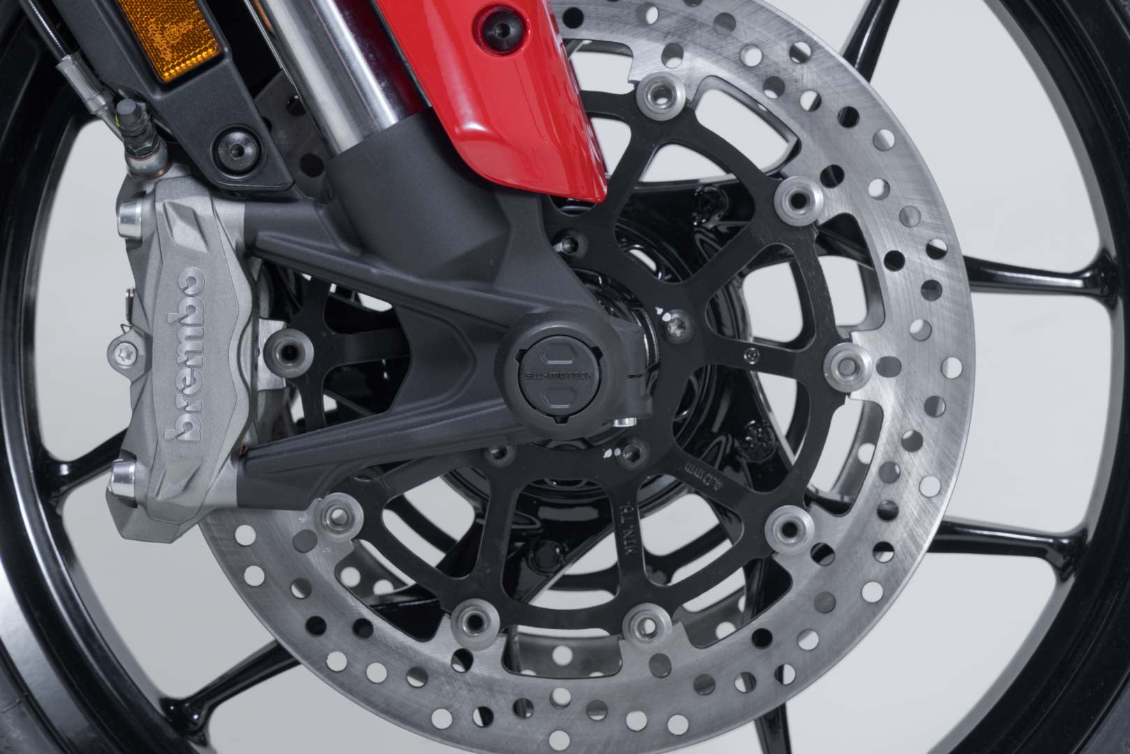SW-MOTECH Kit de topes anticaidas para el eje delantero Negro. Ducati Multistrada V2 / V2 S (24-).