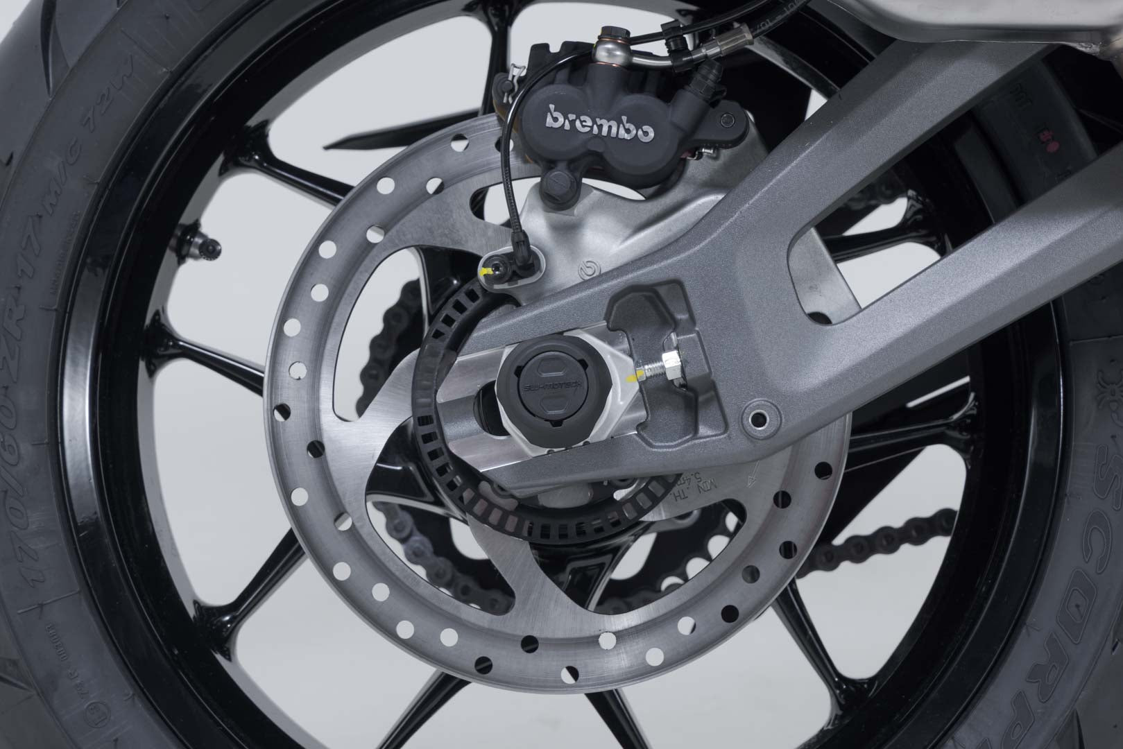 SW-MOTECH Kit de topes anticaidas para el eje trasero Negro. Ducati Multistrada V2 / V2 S (24-).