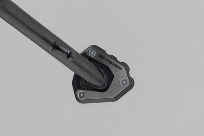 SW-MOTECH Extensión para caballete lateral Negro/Plateado. Honda CB750 / XL750 (22-).