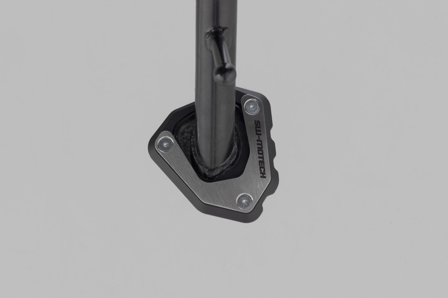 SW-MOTECH Extensión para caballete lateral Negro/Plateado. Honda CB750 / XL750 (22-).