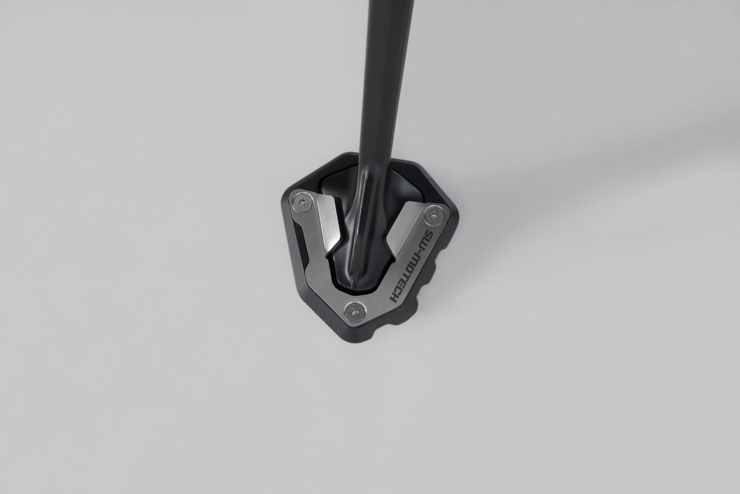 SW-MOTECH Extension para caballete lateral Negro/plateado. KTM 1290 Super Adventure/S (21-).