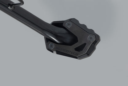 SW-MOTECH Extensión para caballete lateral Negro/plateado. Modelos Suzuki.
