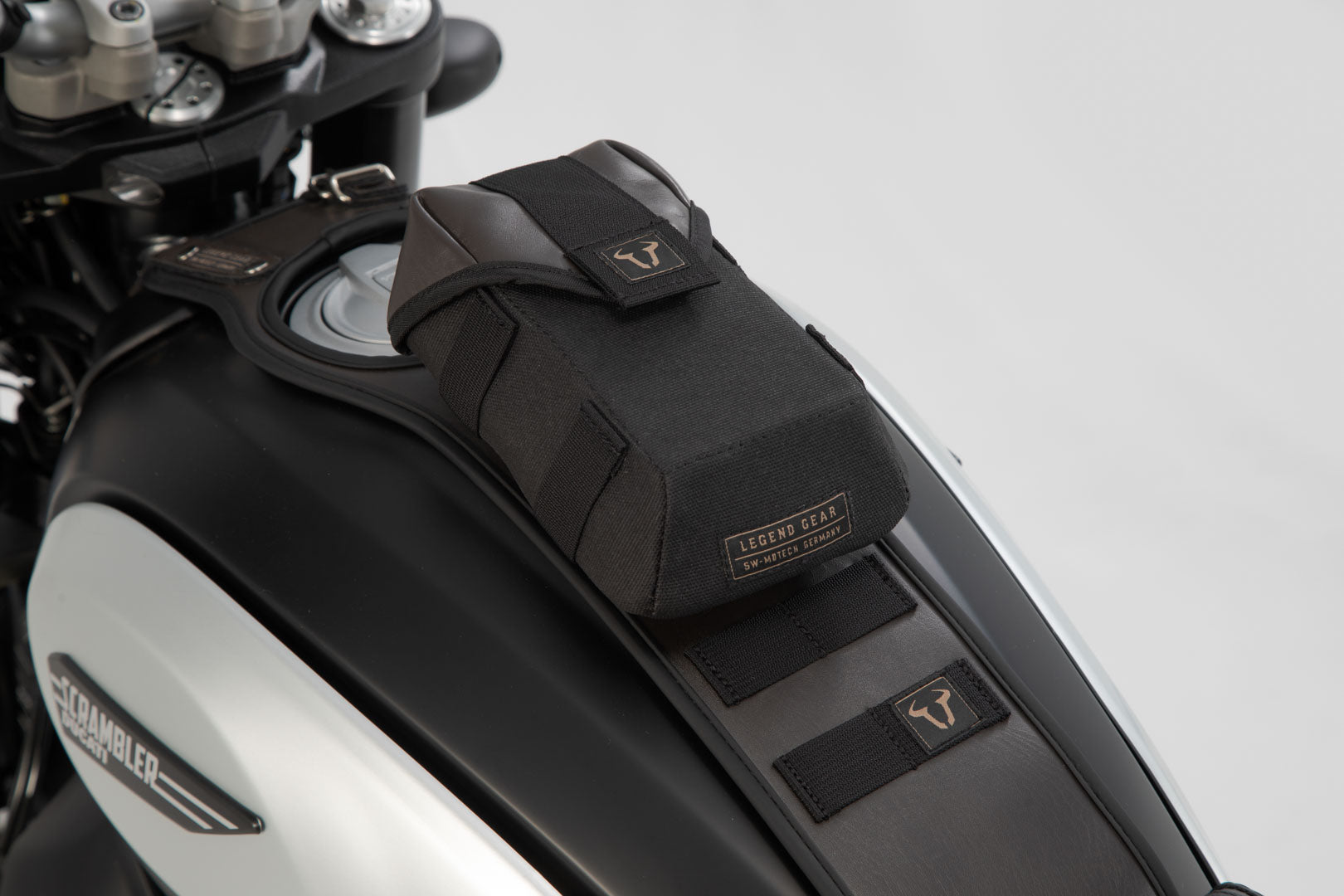 SW-MOTECH Soporte T-Lock Con adaptador Molle.
