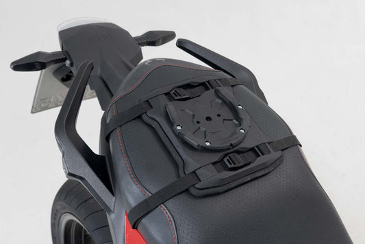 SW-MOTECH PRO Seat Ring Negro. Para fijación en el asiento.