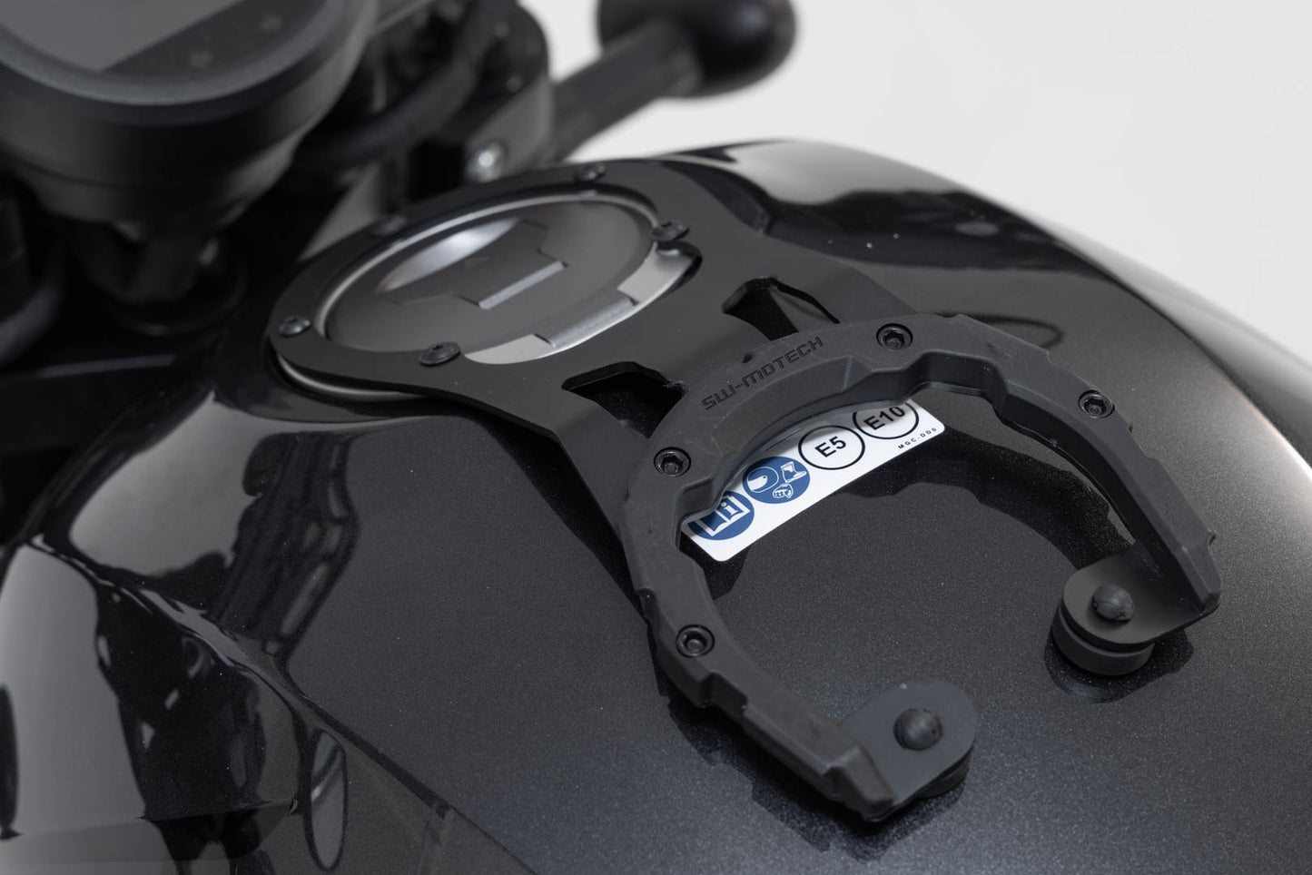 SW-MOTECH Anillo de depósito PRO Negro. Honda CMX Rebel 1100 (20-).
