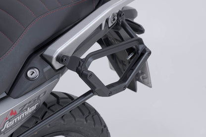 SW-MOTECH Soporte lateral izquierdo V-LOC Honda XL750 Transalp (22-).