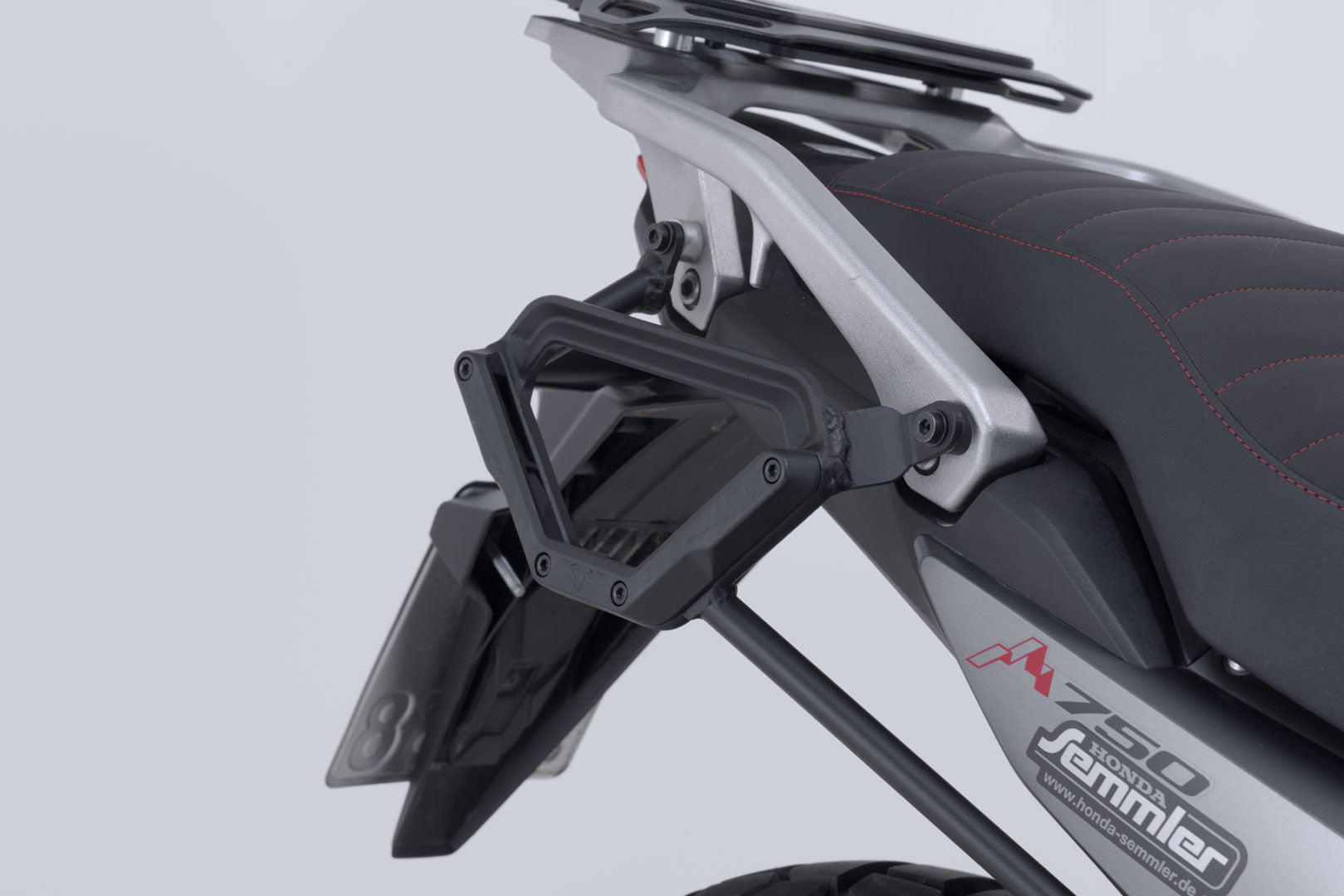 SW-MOTECH Soporte lateral derecho V-LOC Honda XL750 Transalp (22-).