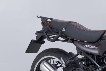 SW-MOTECH Soporte lateral derecho V-LOC Kawasaki Z900RS/ Cafe/ SE (17-) 50th Anni. (22-).