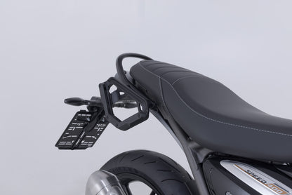 SW-MOTECH Soporte lateral derecho V-LOC Triumph Speed 400/ Scrambler 400 X (23-).