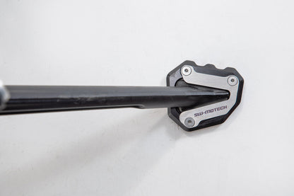 Extension para caballete lateral Negro/plateado. Modelos KTM/ Husqvarna.
